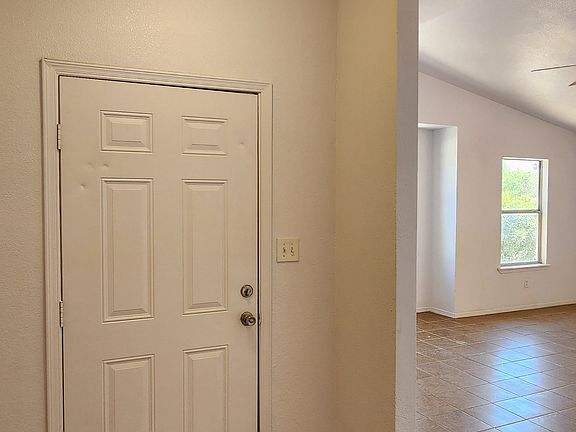 3rd image of 2035 Wyoming Ave