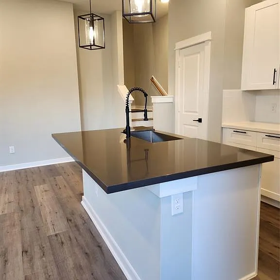 6714 Parker Grove Ln — Photo 9