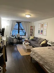 Rented by K & O Realty Associates Inc.