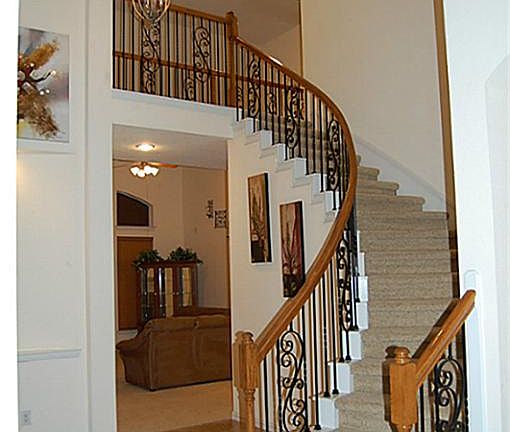 2nd image of 6722 Hathaway Ln