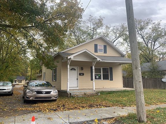 3rd image of 612 W Franklin St