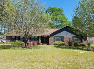 306 Irwinton Dr, Eufaula, AL 36027