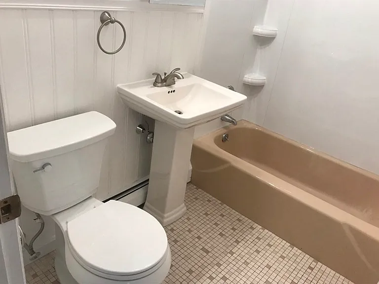 10 Linda Ln #2 — Photo 3