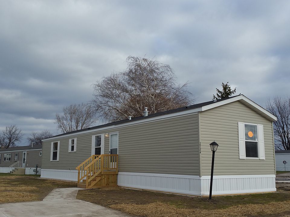 2nd image of 2924 Robin Ct