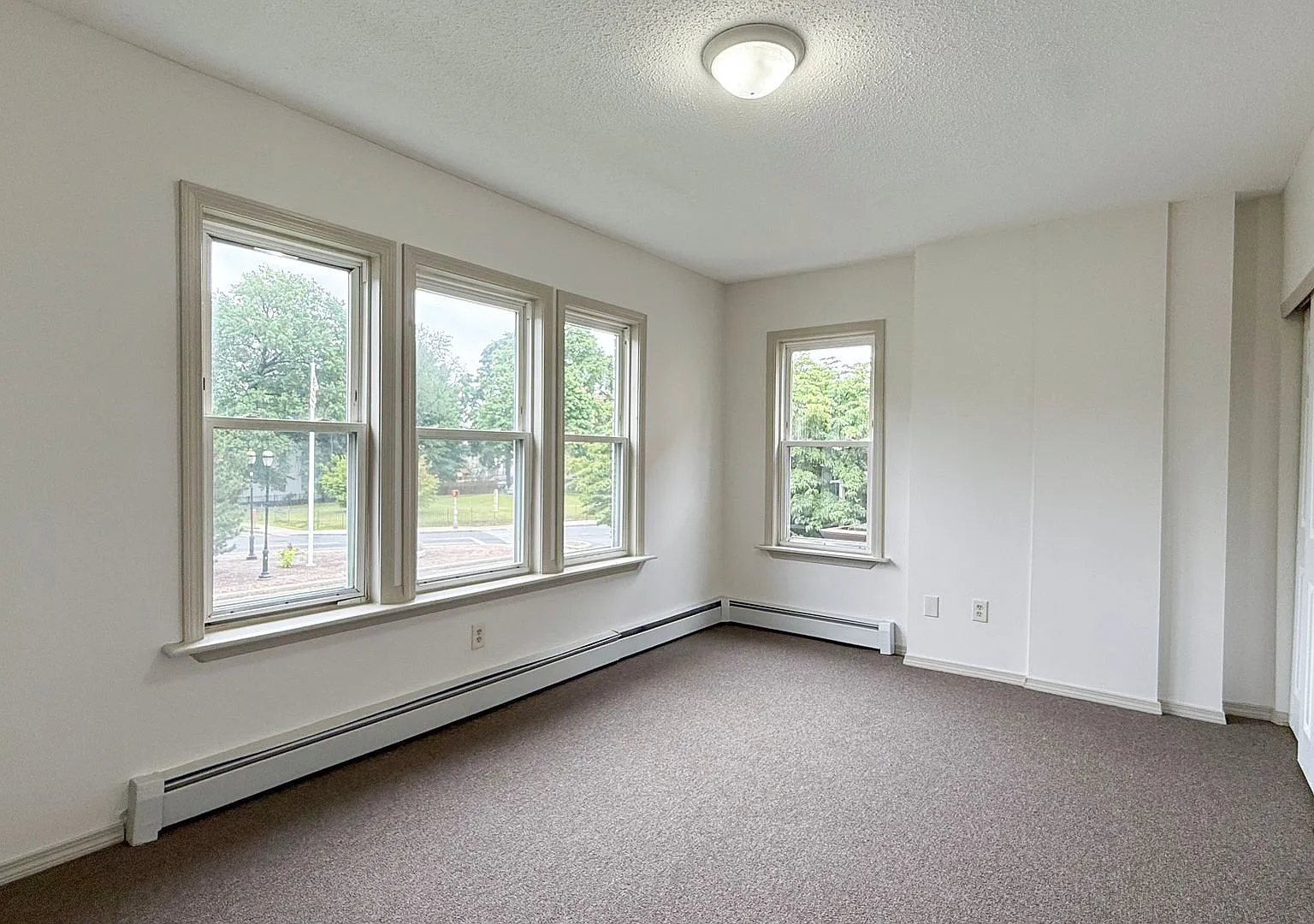 9-17 Webster St / Jess Properties, LLC — Photo 1