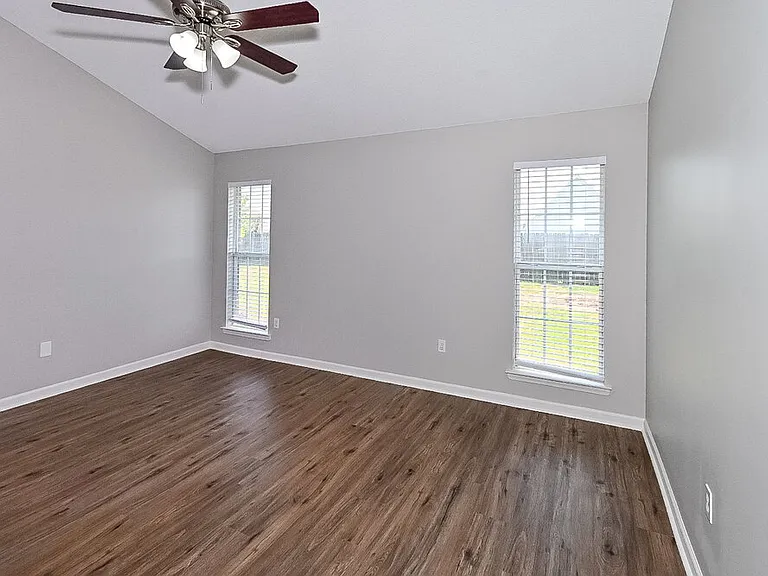 6620 Tealwood Dr — Photo 10