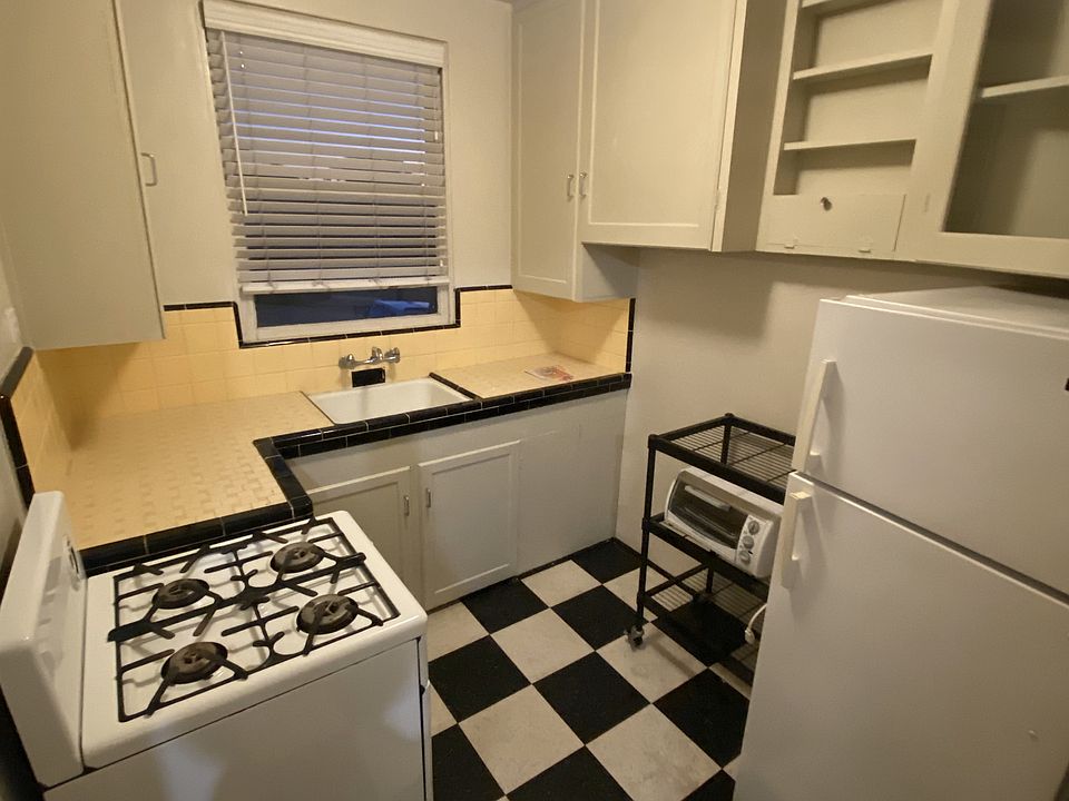 1st image of 4407 Arizona St