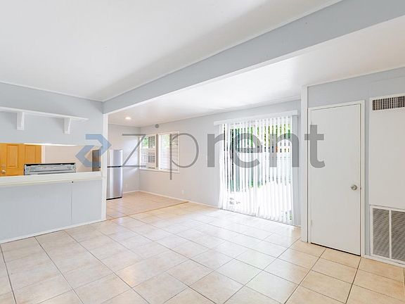 3rd image of 709 Adeline Pl