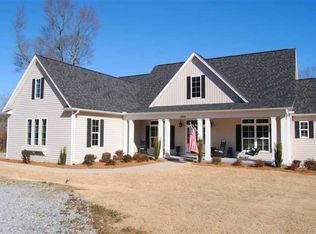1859 Riveroak Rd, Inman, SC 29349