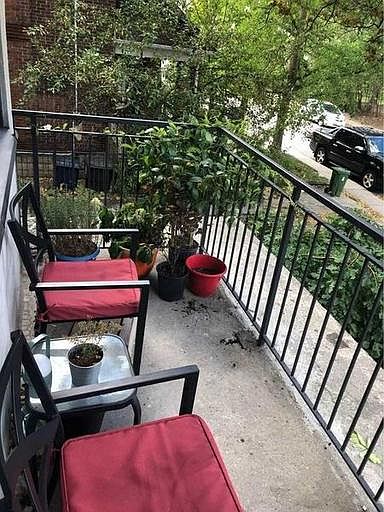 2nd image of 105 Raglan Ave