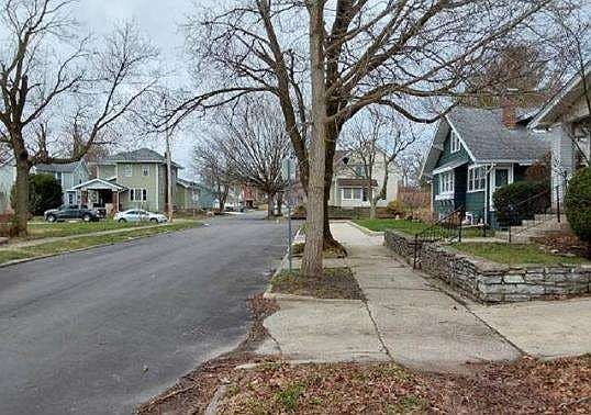 5th image of 812 W Nelson St