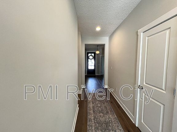 5th image of 307 Marsh Cove Dr