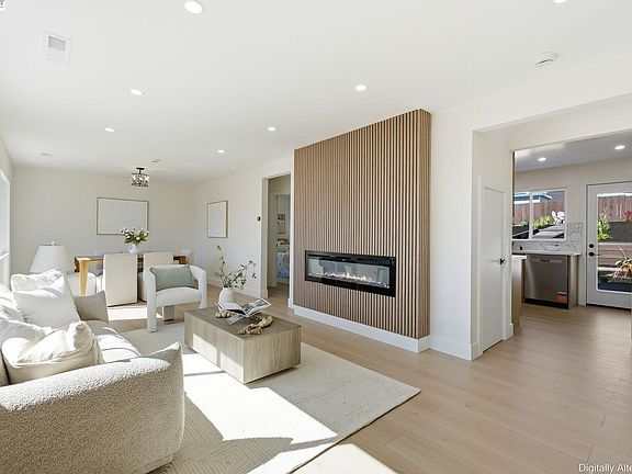 4th image of 483 Heathcliff Dr