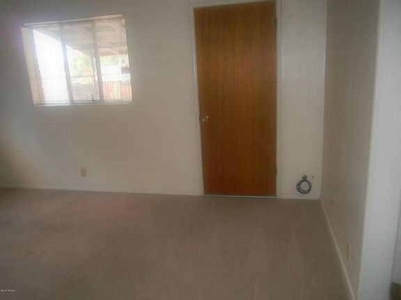 5th image of 1826 N Baxter Dr