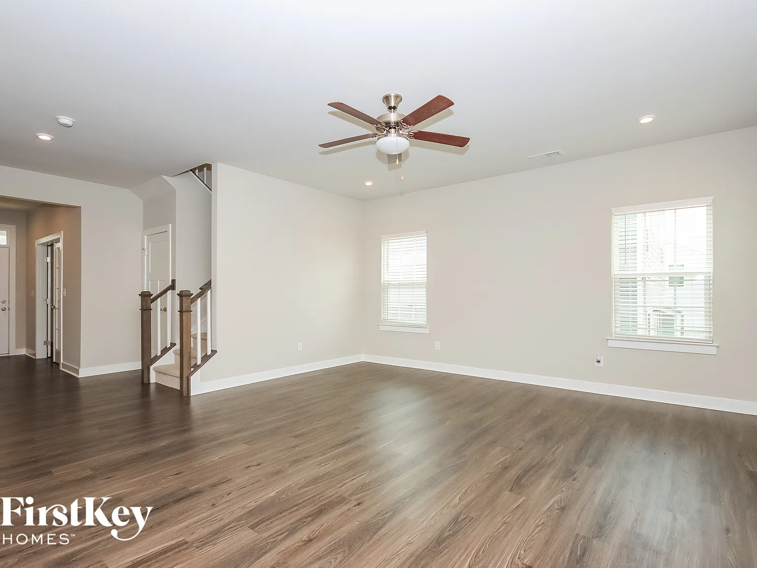 4 bed, 2.5 bath, 2436 sqft, $2,800 — Photo 3