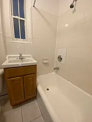 Rented by Aimee Grodanz, LREB