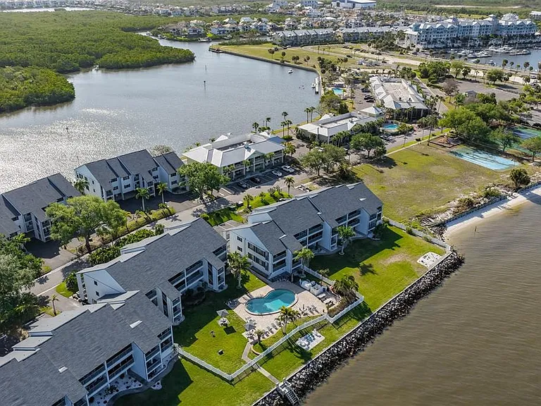 812 Bahia Del Sol Dr #A — Photo 31