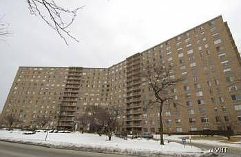 2nd image of 6833 N Kedzie Ave APT 1015