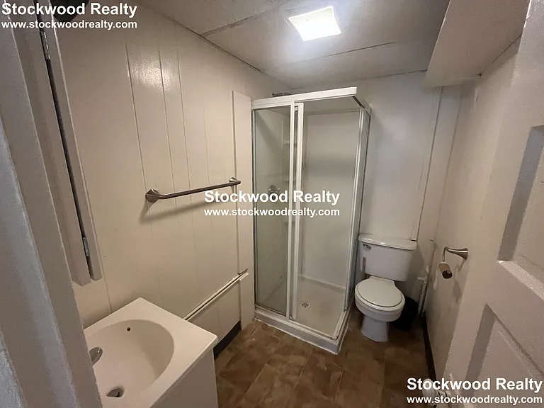 232 Cambridge St — Photo 12
