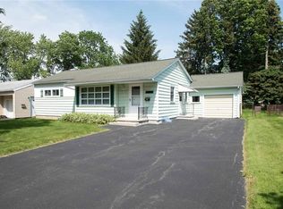 294 Marwood Rd, Rochester, NY 14612