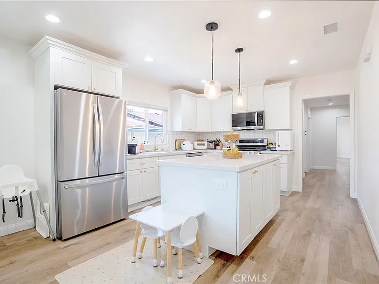 3417 Merced St — Photo 4
