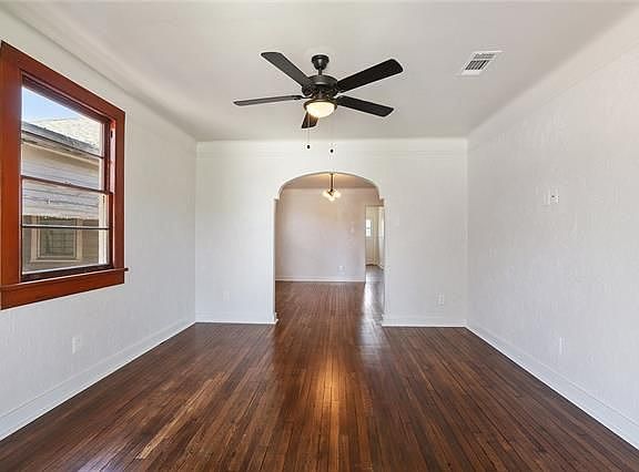 3rd image of 1418 Clouet Street New Orleans La #70117