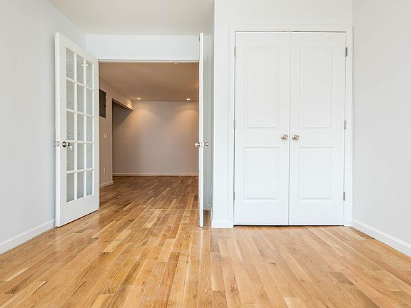 3rd image of 345 Knickerbocker Ave #2A