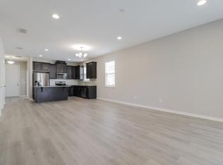 2383 Bentley Green Dr, Deland, FL 32724