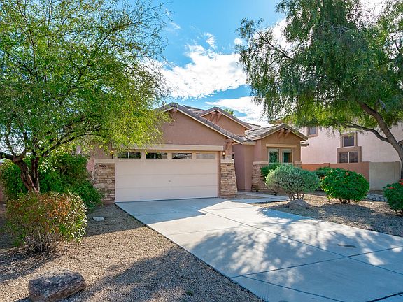 4th image of 2913 S Buckskin Way