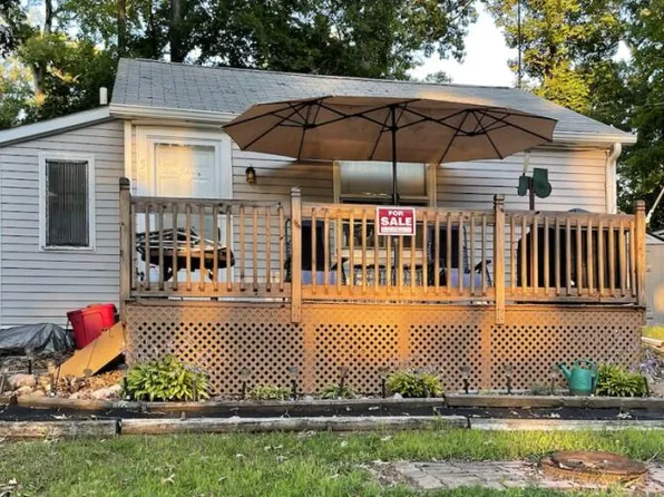 581 Red Lion Ln, Coldwater, MI 49036