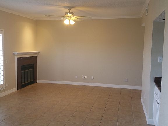 4th image of 921 Marine Dr APT 108