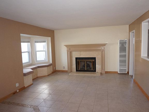 4th image of 1433A N Moreno St