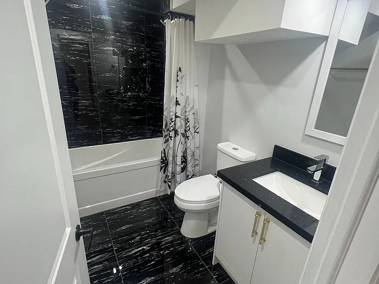 1223 Plymouth Dr #BASEMENT — Photo 8