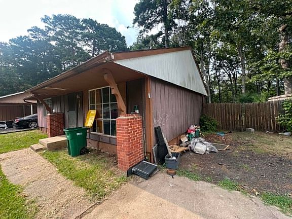 2nd image of 7808 Moore Dr