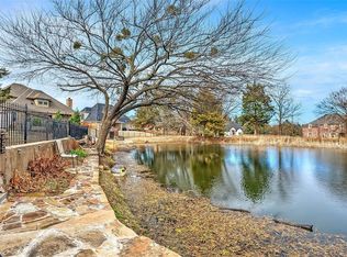 1709 Mahan Dr, Sherman, TX 75090