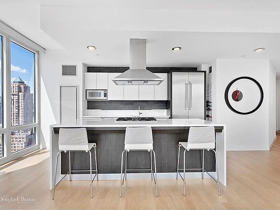 2nd image of 247 W 46th St APT 2503