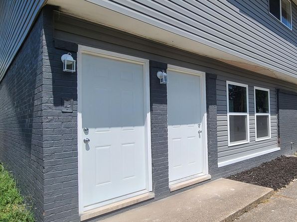 400 E Van Buren St #2