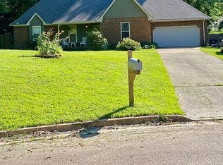 665 Harrow Cv, Hernando, MS 38632