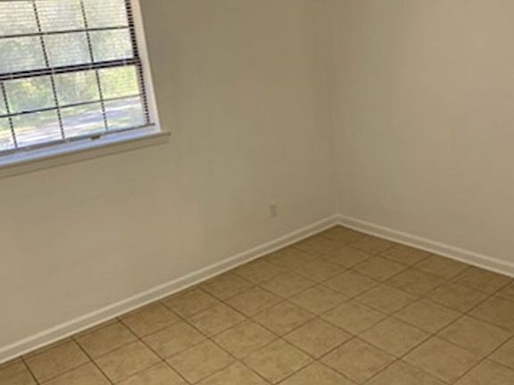 4th image of 44347 Simpson Pl #2