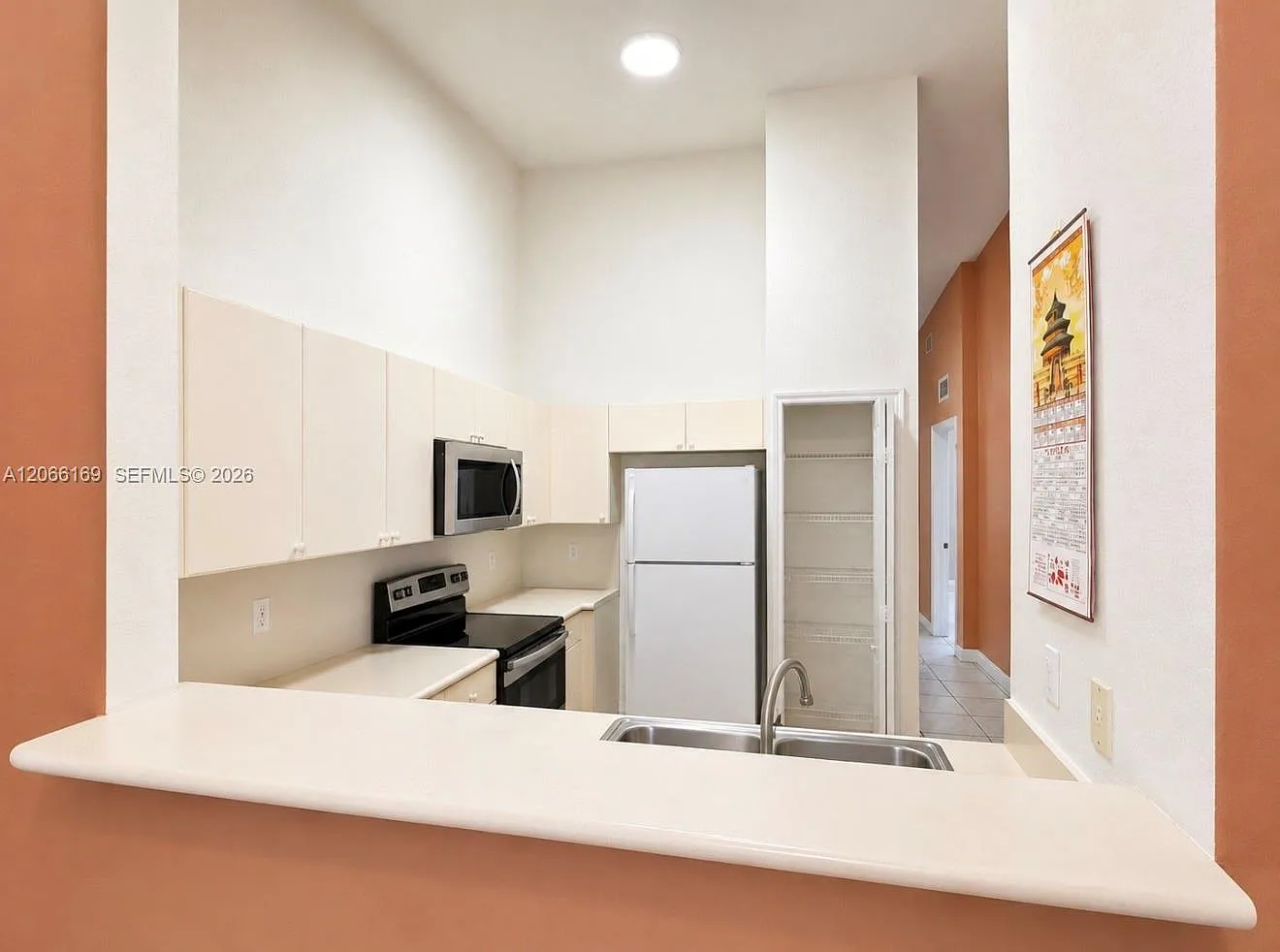 Shoma Condo At Keys Cove — Photo 3