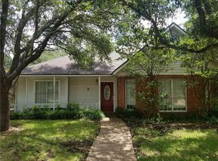 343 Bluebonnet Cir, Mc Gregor, TX 76657