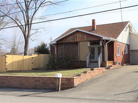 504 Indiana Ave Blairsville Pa 15717 Mls 1482335 Zillow