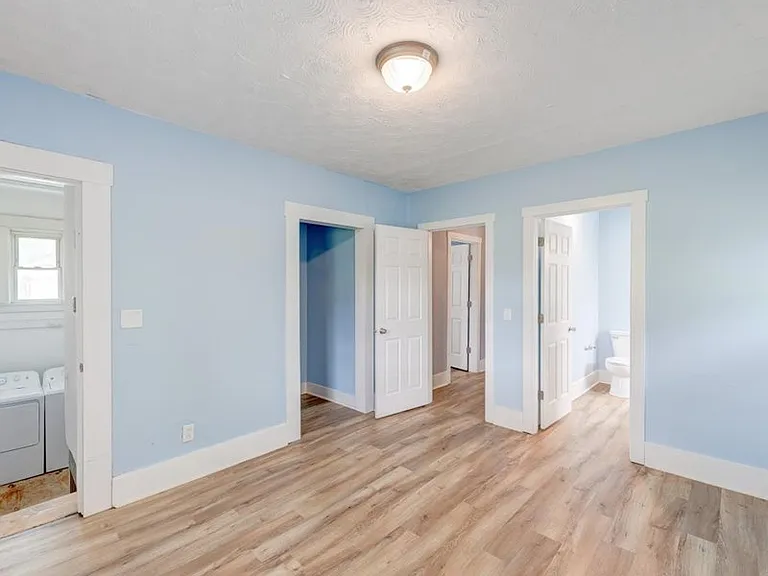 1308 E Taylor St — Photo 10