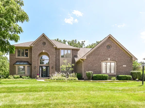 1385 Edinburgh Dr, Carmel, IN 46033