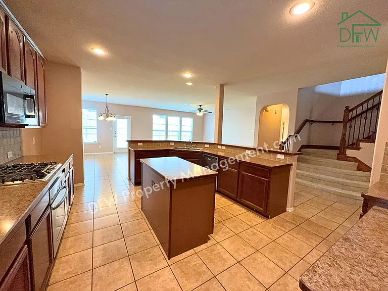 9709 Gessner Dr — Photo 4