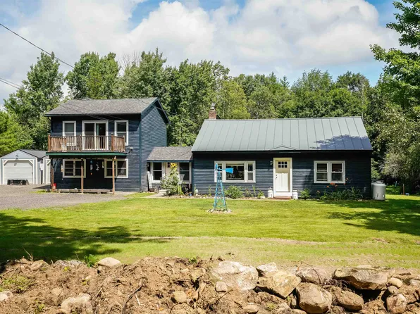 62 Schoolhouse Road, Newport, NH 03773
