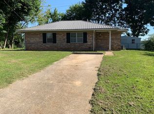 112 Ash Ct NE, Decatur, AL 35601