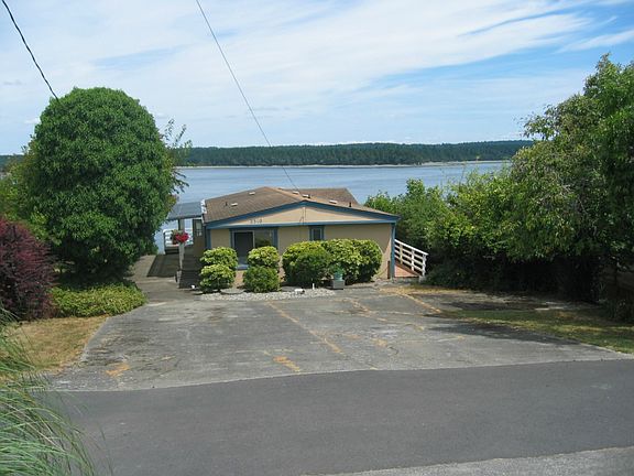 2nd image of 2310 Island Dr NW