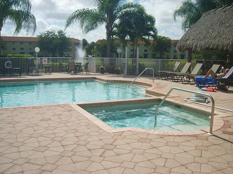 8274 Key Royal Cir #1026 — Photo 20
