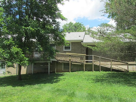 5th image of 126 Eastland Estates Dr